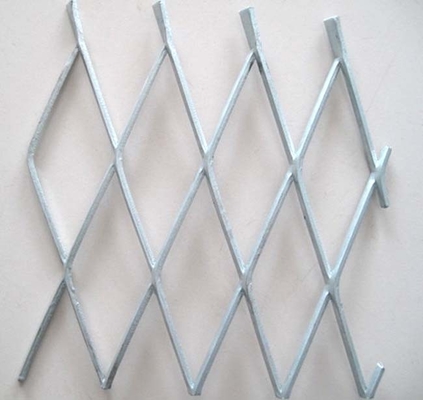 Lưới thép không gỉ mở rộng khẩu độ 20 * 40mm cho bảo vệ máy móc